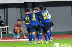 青岛黄海全力争胜，为了实现保级目标不放弃的简单介绍