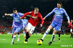 足球聚焦：球员表现抢眼，球队士气高涨