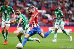 包含德国斯洛文尼亚战路曲折，欧洲杯预选赛无往不利的词条