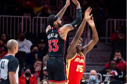 关于猛龙胜老鹰，范弗利特全场助攻10次领跑全场的信息