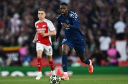 关于阿森纳后卫闪电进球，率领球队击败对手的信息