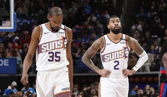 球星之间的巅峰对决，谁才能笑到最后？