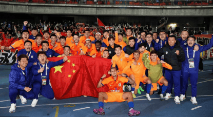 精湛球技助球队斩获胜利成果