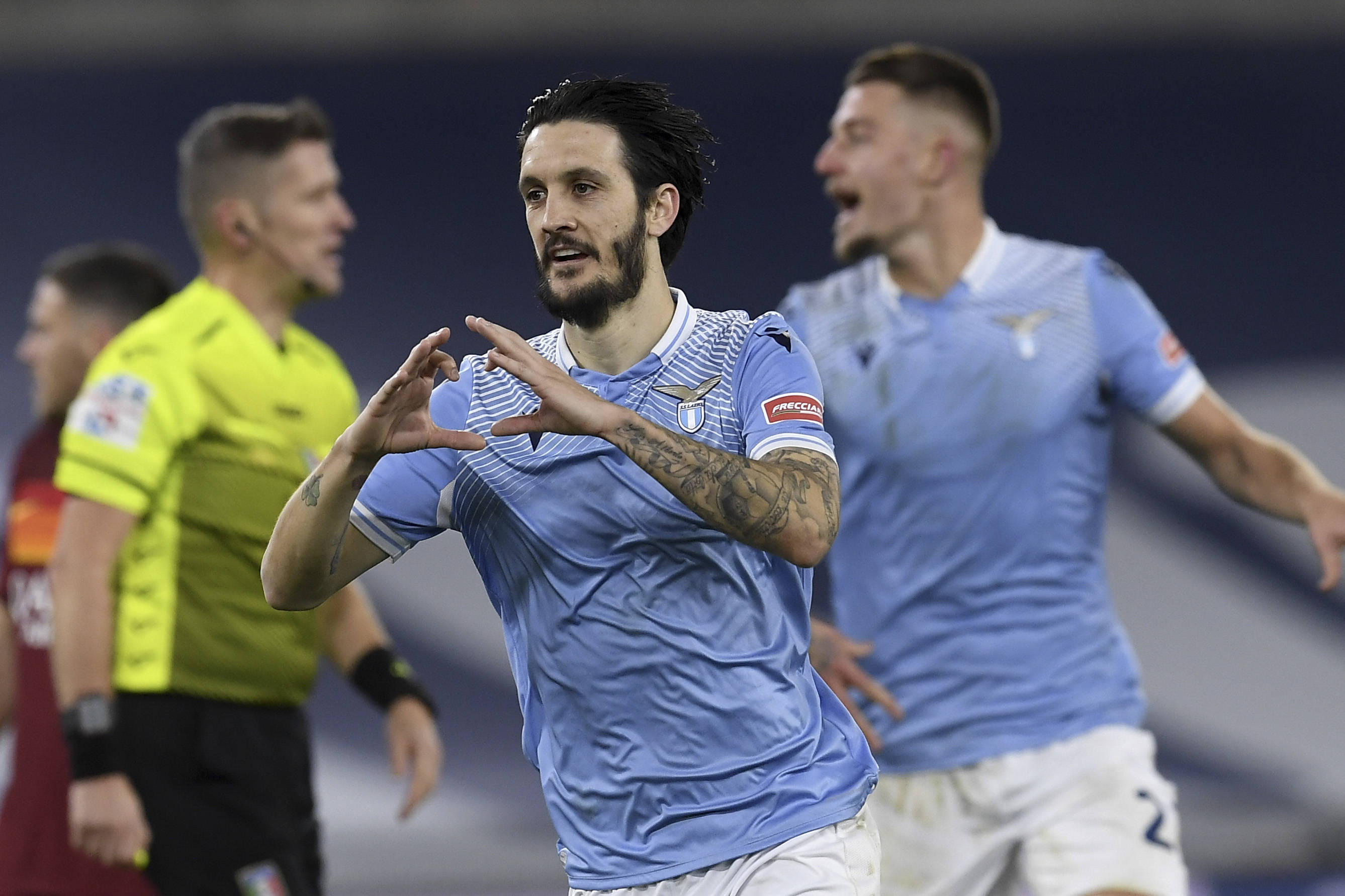 拉齐奥球员精湛表现，赢得关键胜利的简单介绍