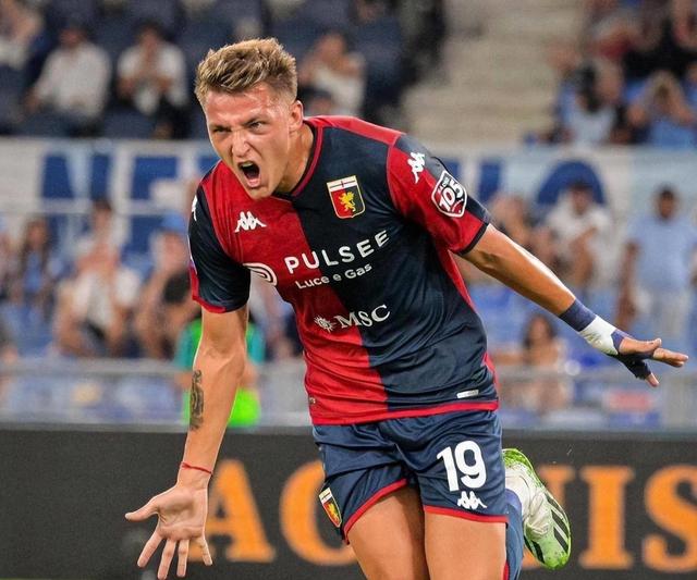 包含国米球员伊卡尔迪因伤缺席接下来的几场关键比赛的词条