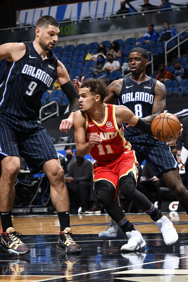 老鹰击败活塞，杨宝贝砍下27分的简单介绍