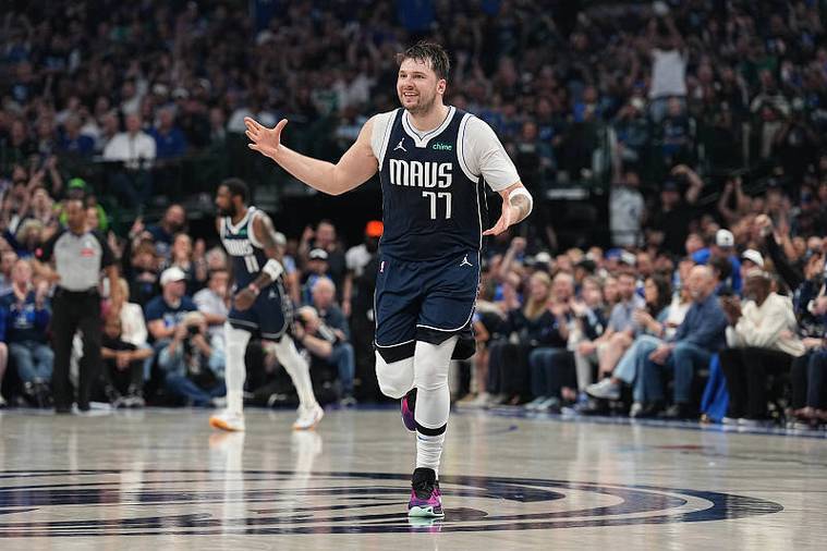 独行侠击败老鹰，东契奇砍下28分