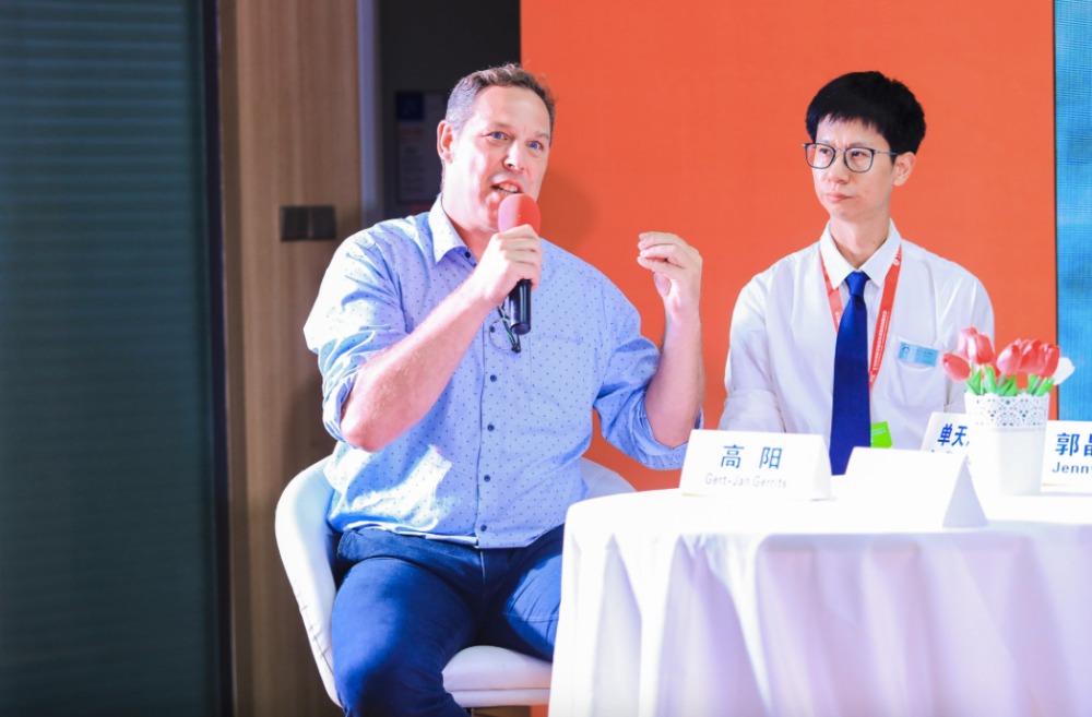 将来自不同赛区的球队集中在一起，会有怎样的火花？